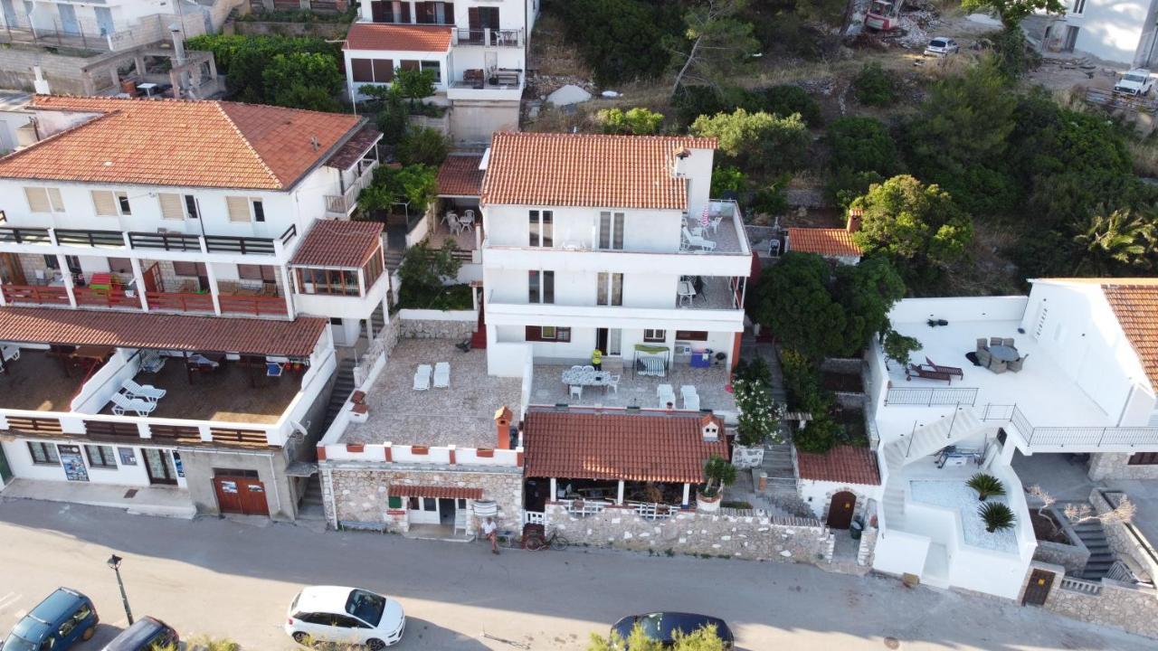 Apartments Peronja Jelsa Seafront Luaran gambar