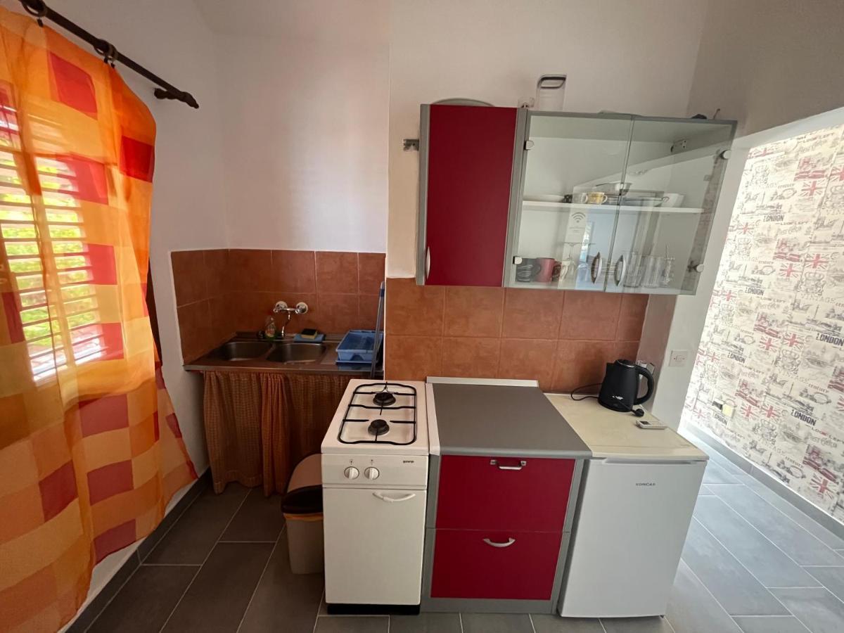 Apartments Peronja Jelsa Seafront Luaran gambar