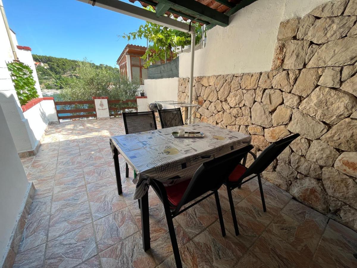Apartments Peronja Jelsa Seafront Luaran gambar