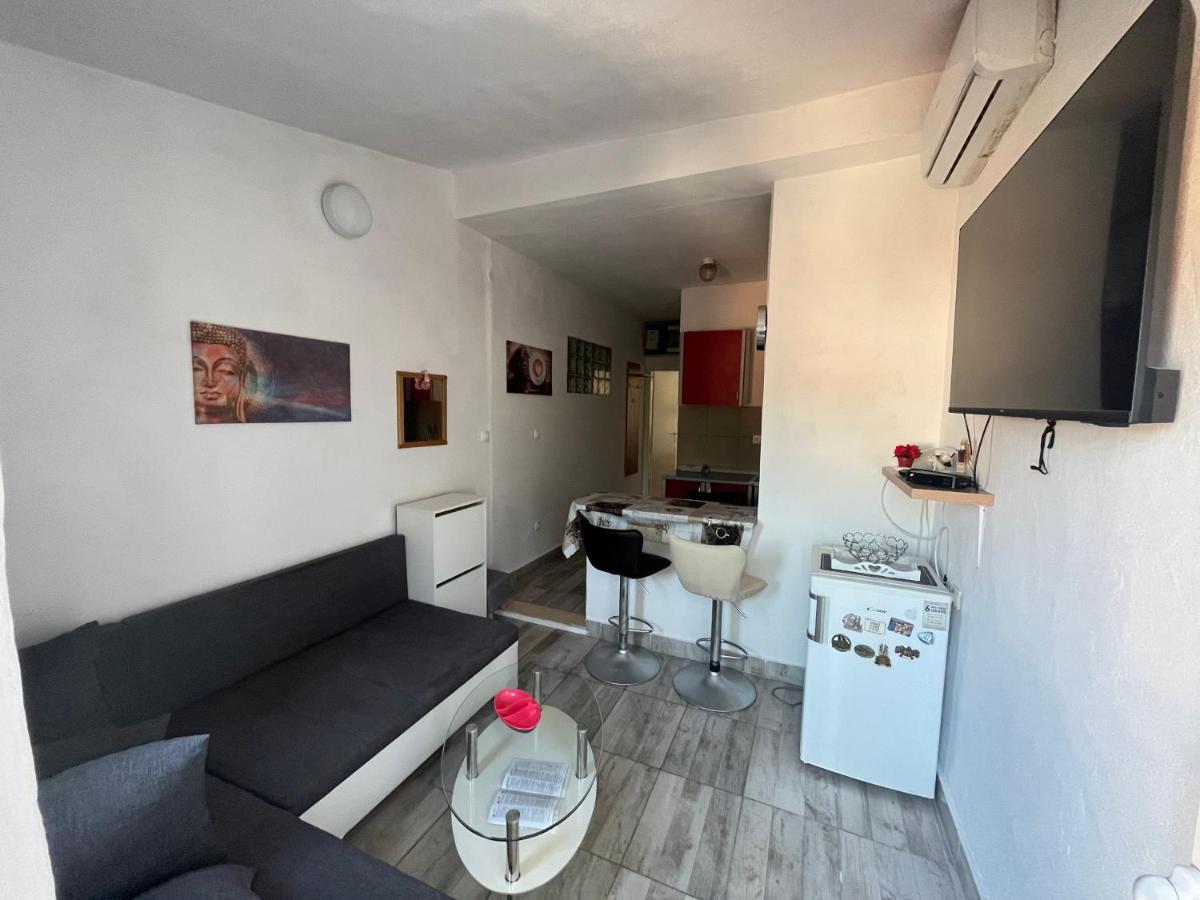 Apartments Peronja Jelsa Seafront Luaran gambar