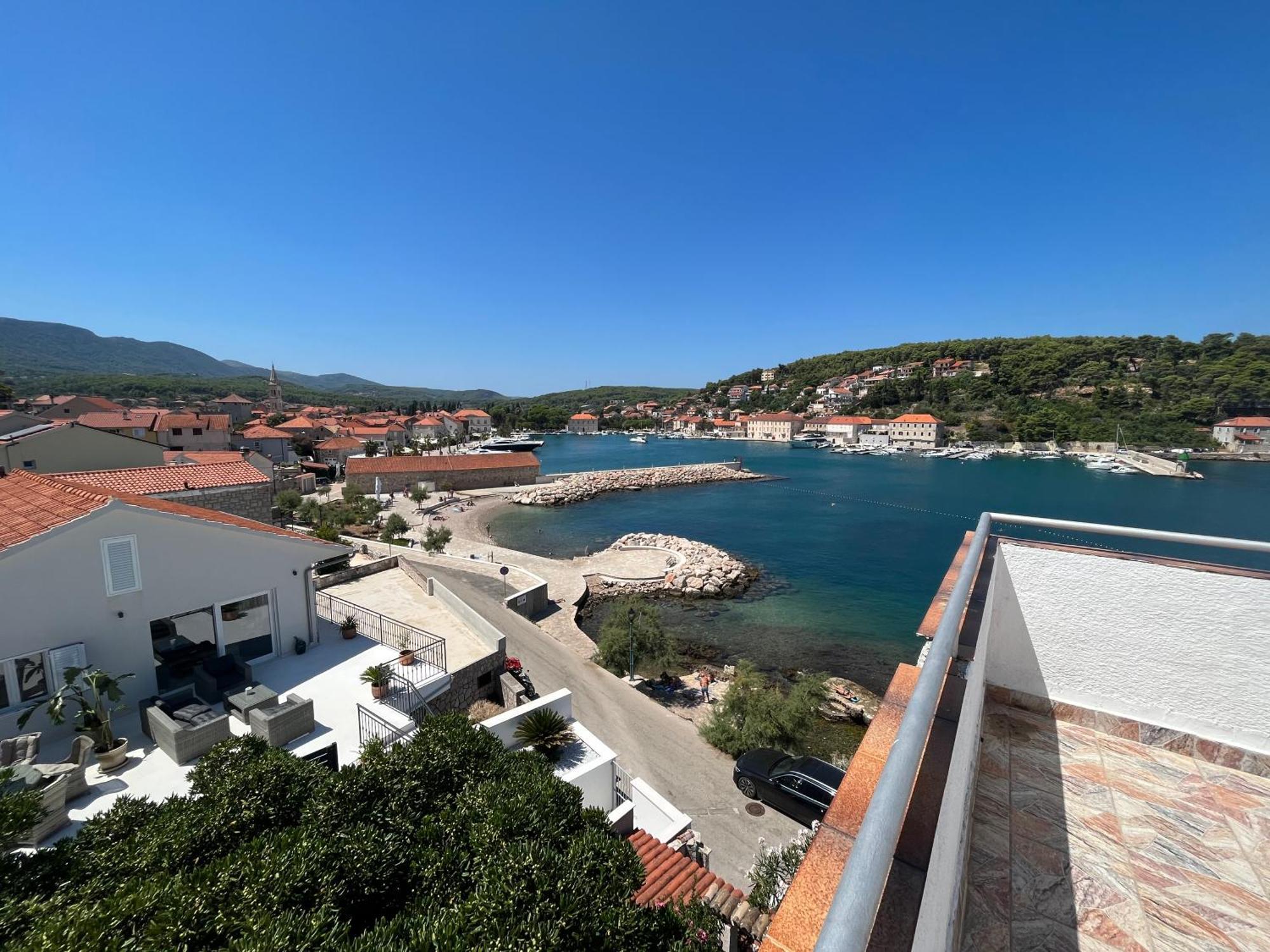 Apartments Peronja Jelsa Seafront Luaran gambar