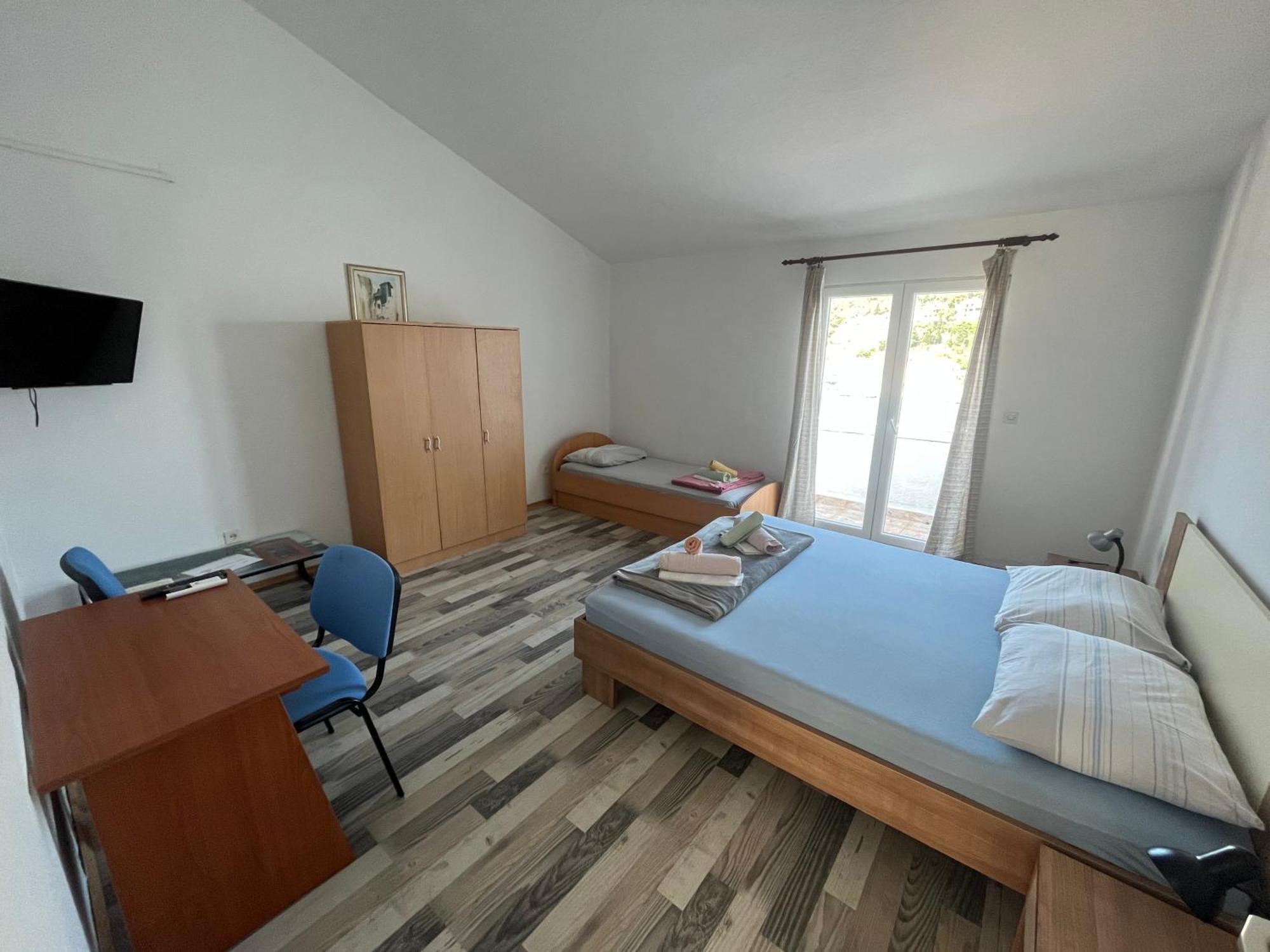 Apartments Peronja Jelsa Seafront Luaran gambar